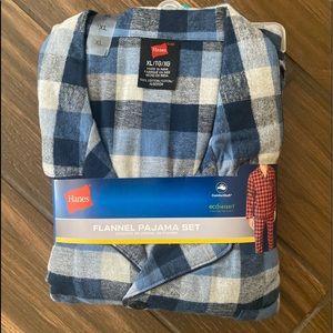 NEW!! Men's Hanes 2-Piece Pajama Set (Top and Bottom)